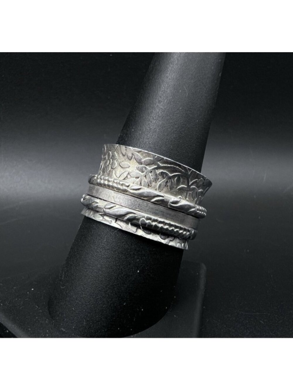 Vintage Sterling Silver Triple Spinner Wide Band Ring Size 9 Embossed Floral